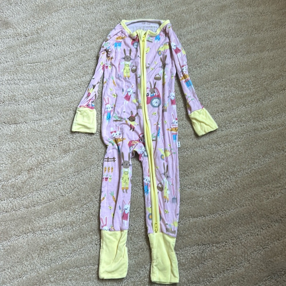 Little Sleepies 6-12 months Easter/bunny zippie